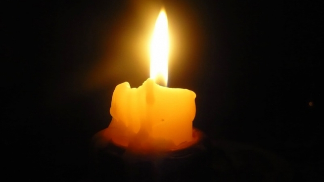 СОБОЛЕЗНУЕМ