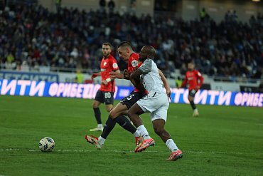 УСТУПИЛИ «АКРОНУ»